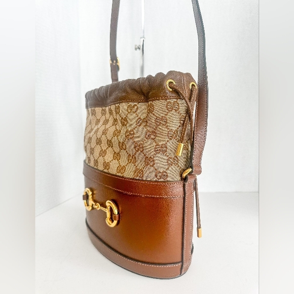 GUCCI Monogram Textured Calf skin Horsebit1955 Drawstring Bucket Bag Beige Brown - Picture 5 of 11